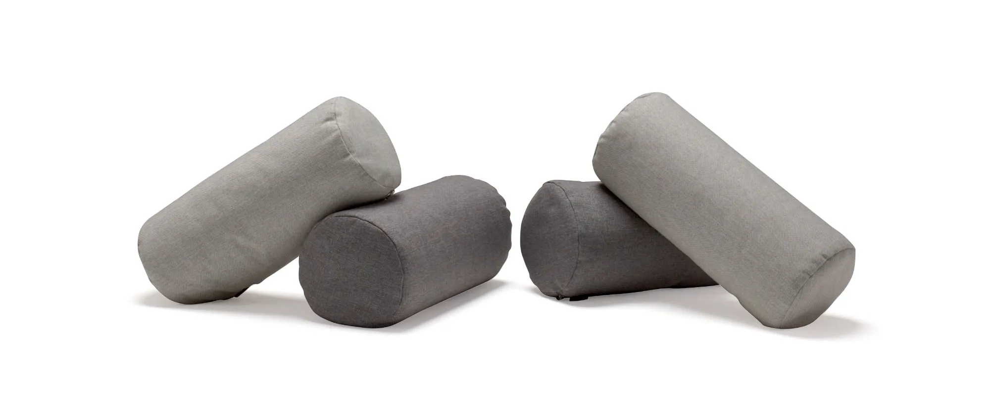 Die Kissen ROLL von Innovation gibt es in vielen verschiedenen Stoffen
