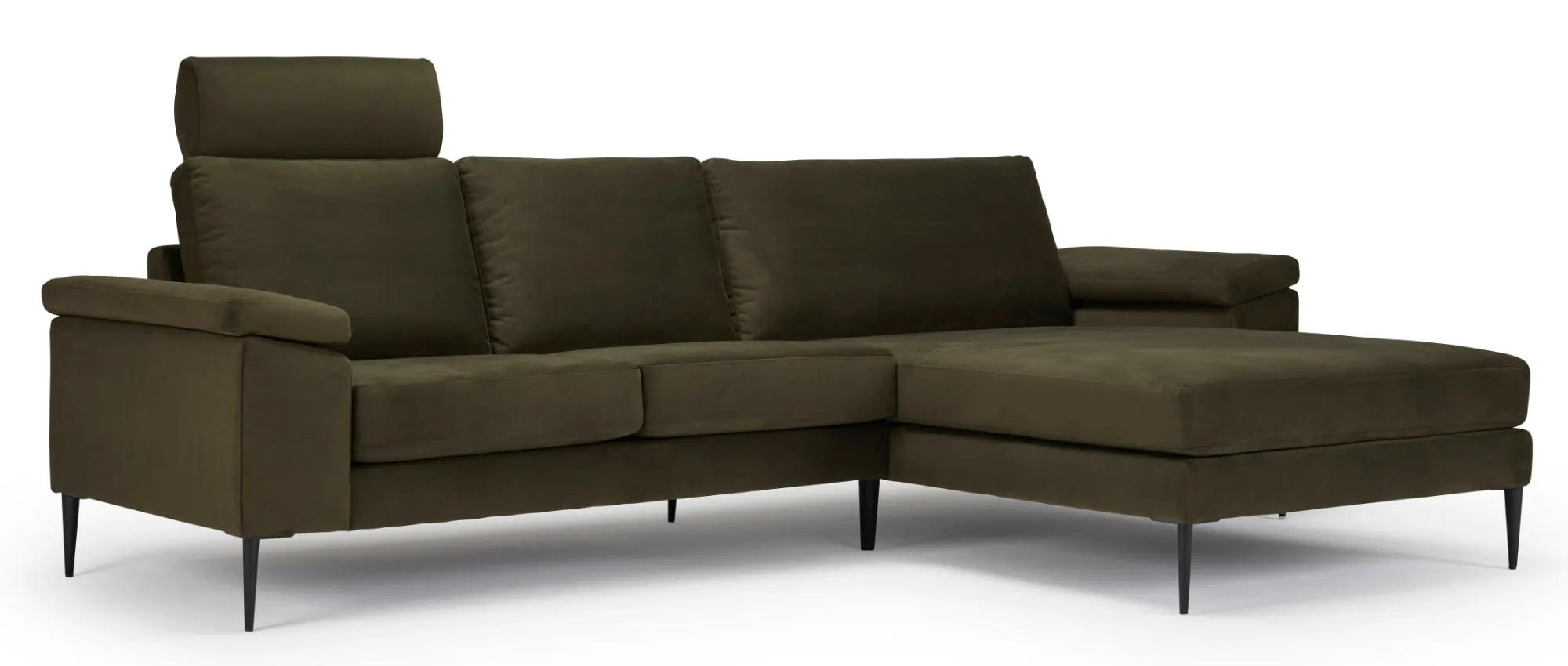 Die VISBY Kopfstütze oval lässt sich direkt im Set mit dem TRELLEBORG oder (wie hier zu sehen) dem TRONDHEIM Designer Sofa im Shop bestellen