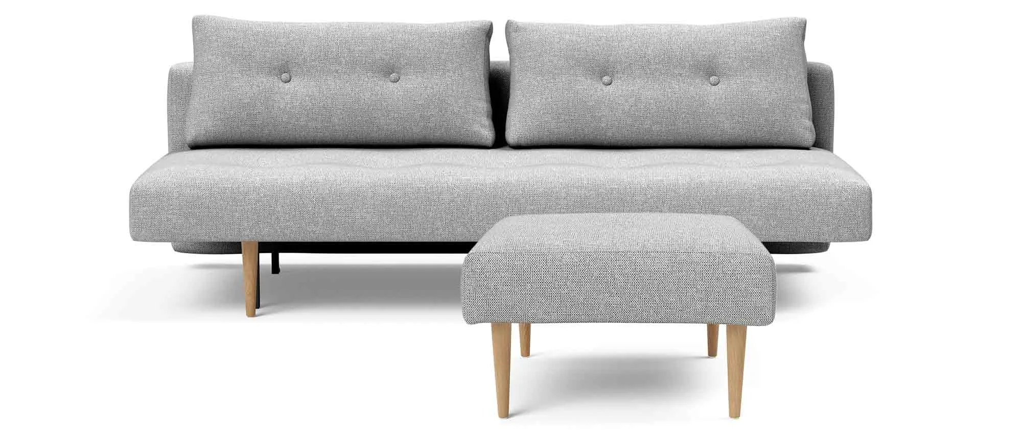 Der RECAST Hocker ist die perfekte Ergänzung zum RECAST Schlafsofa von Innovation