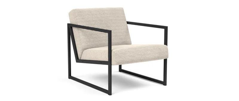Das geradlinige Design macht den VIKKO Sessel zu einem echten Hingucker - hier in Stoff Corduroy Ivory (594)