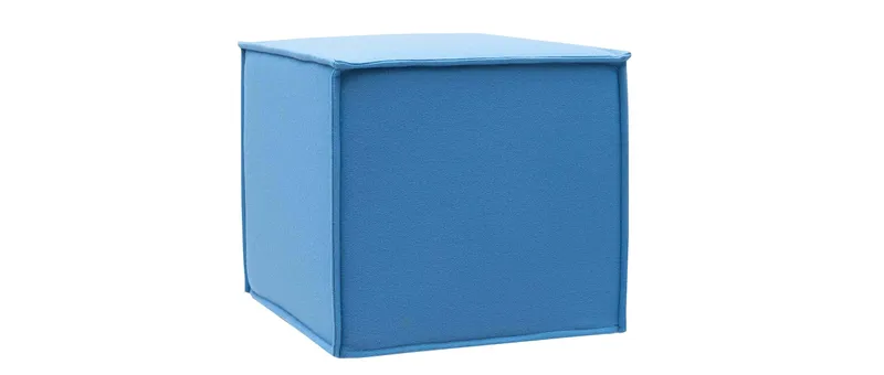 Der SPACE Hocker von Softline kann je nach Bedarf als Sitzgelegenheit, Fußhocker oder Beistelltisch genutzt werden