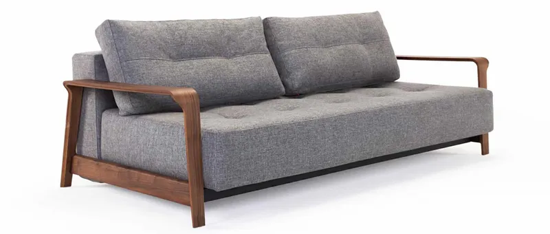 Innovation RAN DELUXE Schlafsofa im Stoff Twist Charcoal (563) mit Walnuss-Holzarmlehnen