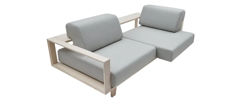 Die Sitzkissen können nach vorne verschoben werden, um mehr Platz zum Relaxen zu schaffen