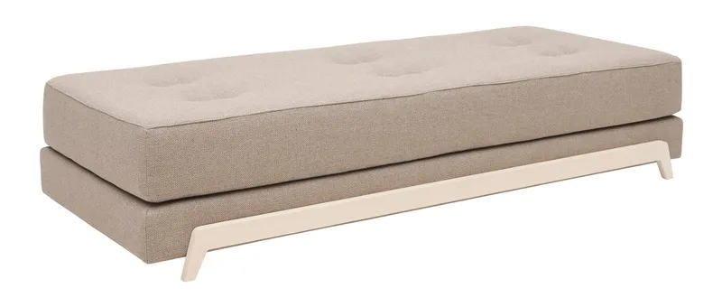 Das Daybed FRAME von Softline ist ein gemütliches Schlafsofa für eine oder zwei Personen - hier Stoff Nordic - Hellgrau (485)