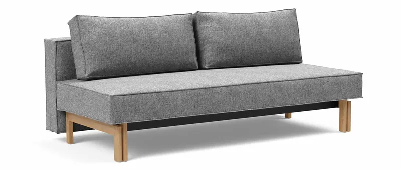 Das Innovation SLY WOOD Schlafsofa mit Holzfüßen aus Eiche im Stoff Twist Charcoal (563)