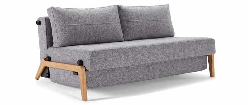 Das CUBED 02 Schlafsofa 160 ohne Armlehnen mit Füßen aus hellem Eichenholz und im Stoff Twist Granite (565)